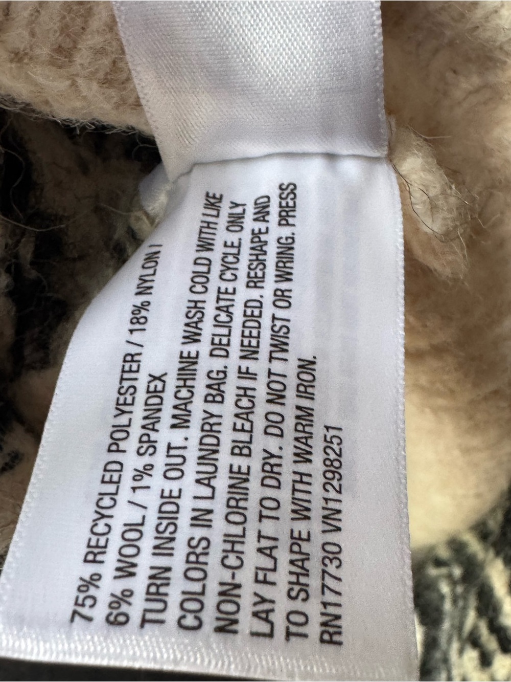 Universal Thread Cream & Black Fair Isle Crewneck Sweater - Picture 6 of 8